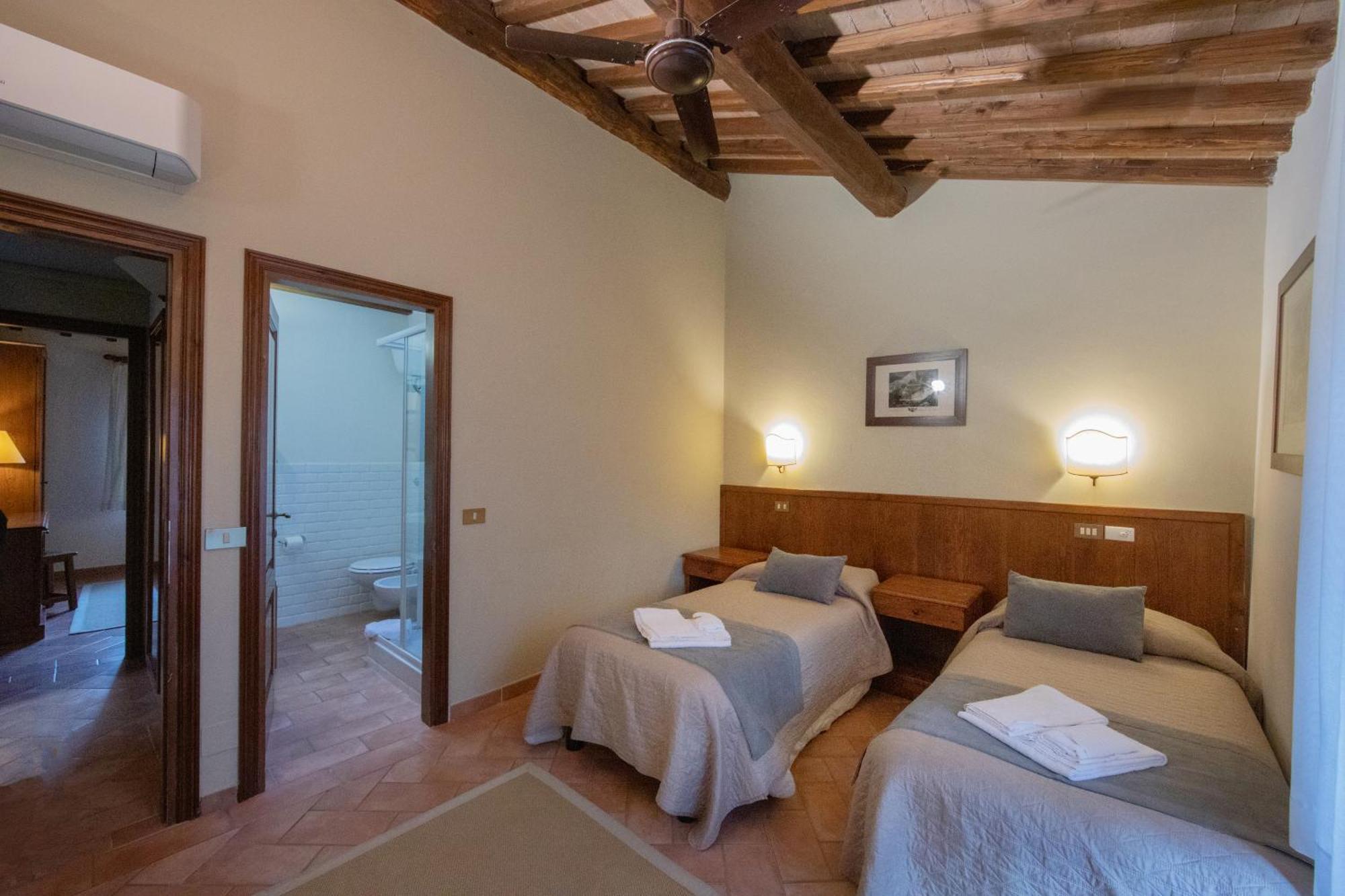 Tenuta Decimo - Il Borgo Di Mariano San Gimignano Exterior photo